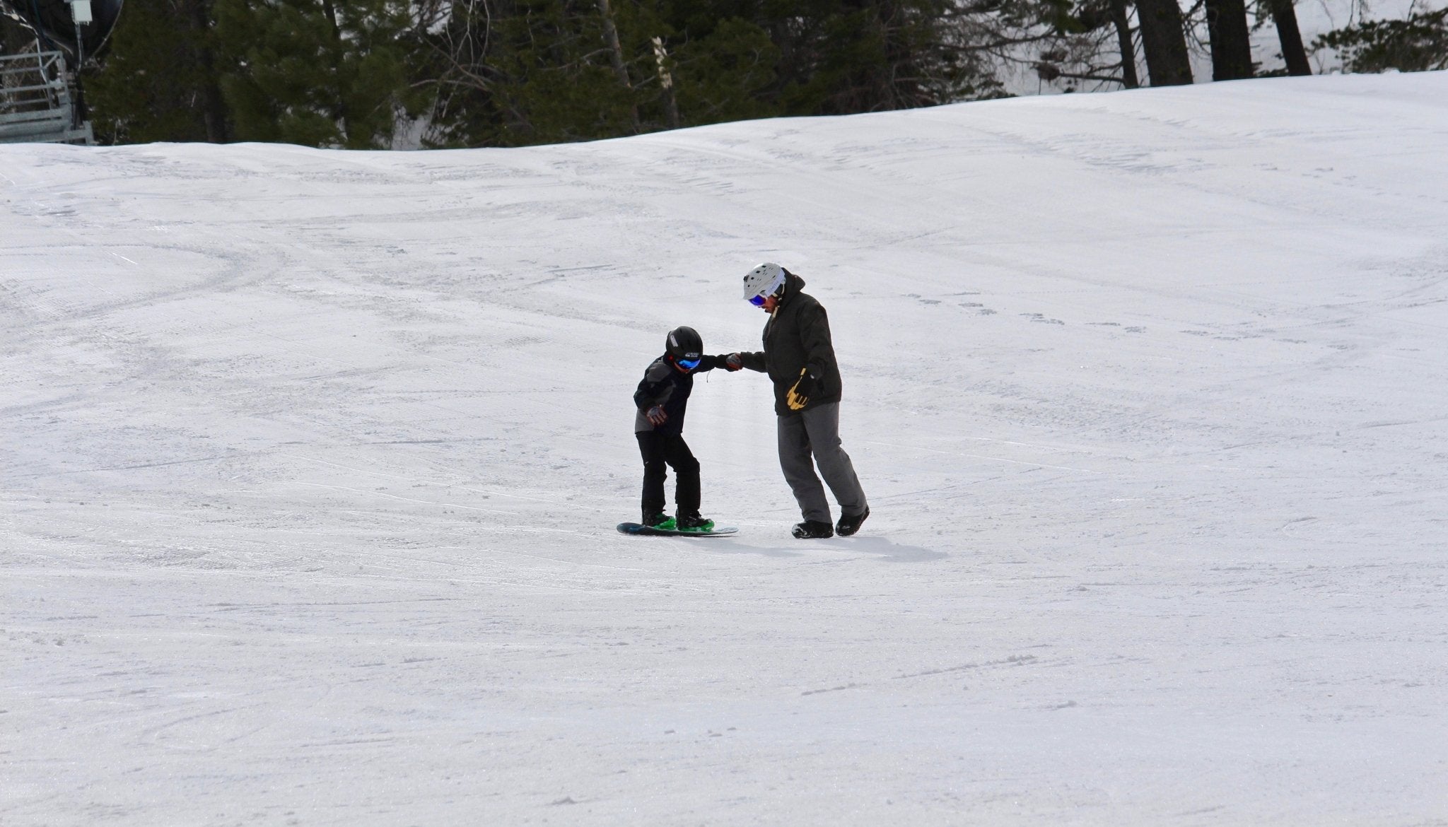 7 Tips for Teaching Kids to Ski or Snowboard