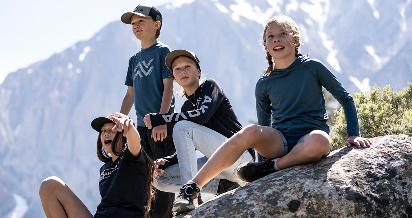 kids snowboarding clothing