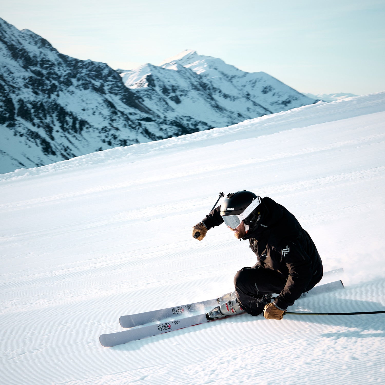 AKOVA Mens Legacy Hardshell 2.75L | Elite Ski & Snowboard Jacket